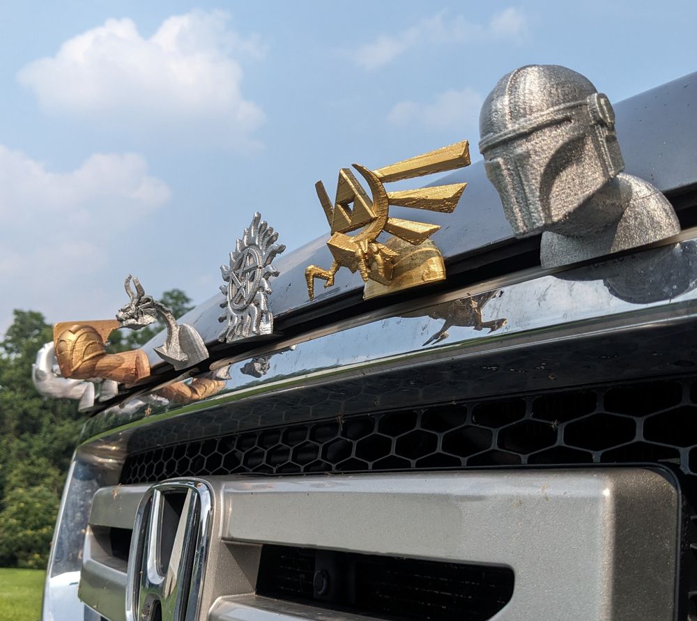 Universal Hood Ornaments